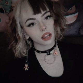 E-GIRLS ARE RUINING MY LIFE! by Corpse